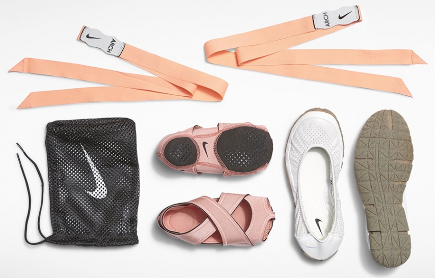 eftermiddag træt af fort Nike Studio Wrap Review: Nike Yoga Shoes – Brett Larkin Yoga