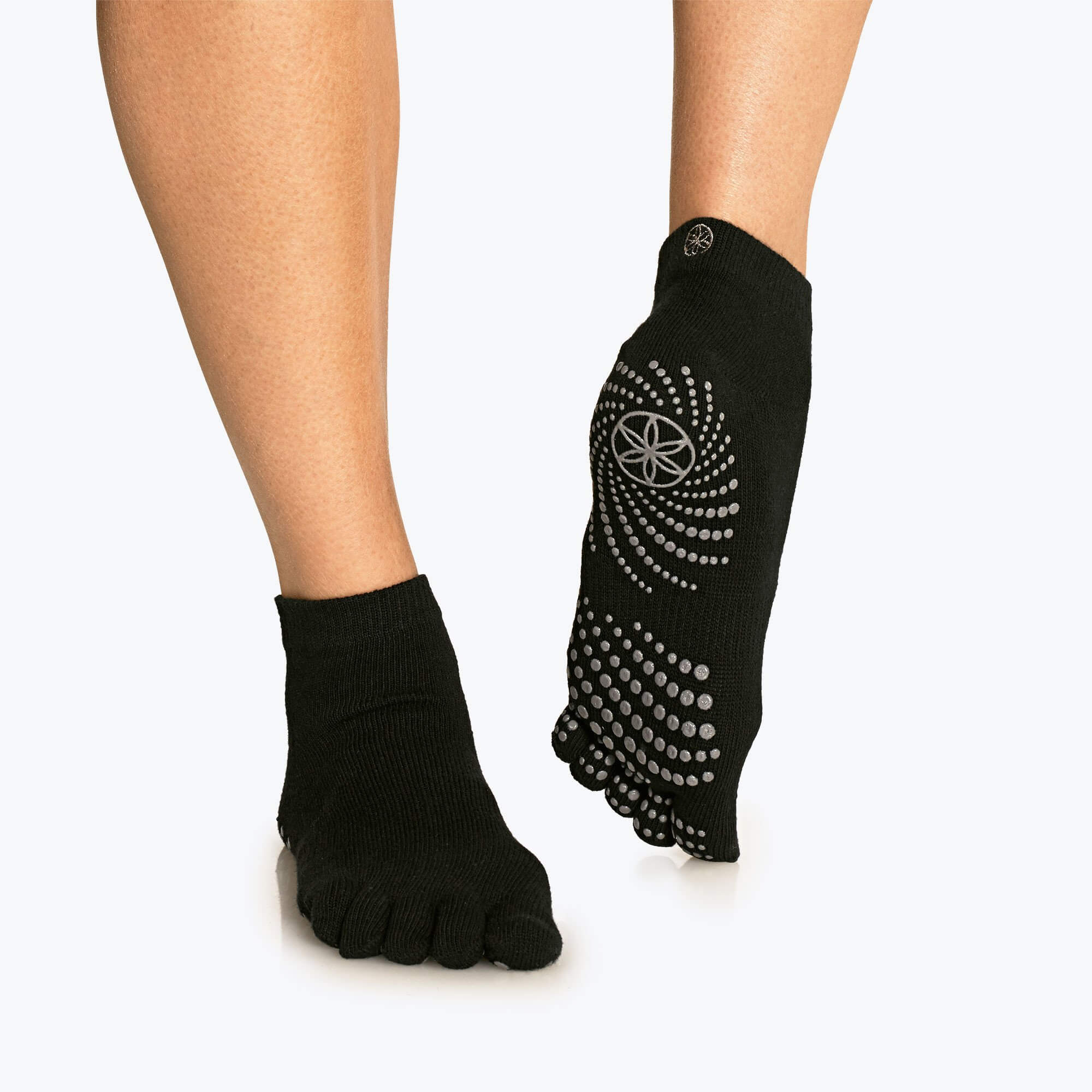 My Top 4 Grippy Yoga Socks For A Non Slip Practice Brett Larkin Yoga