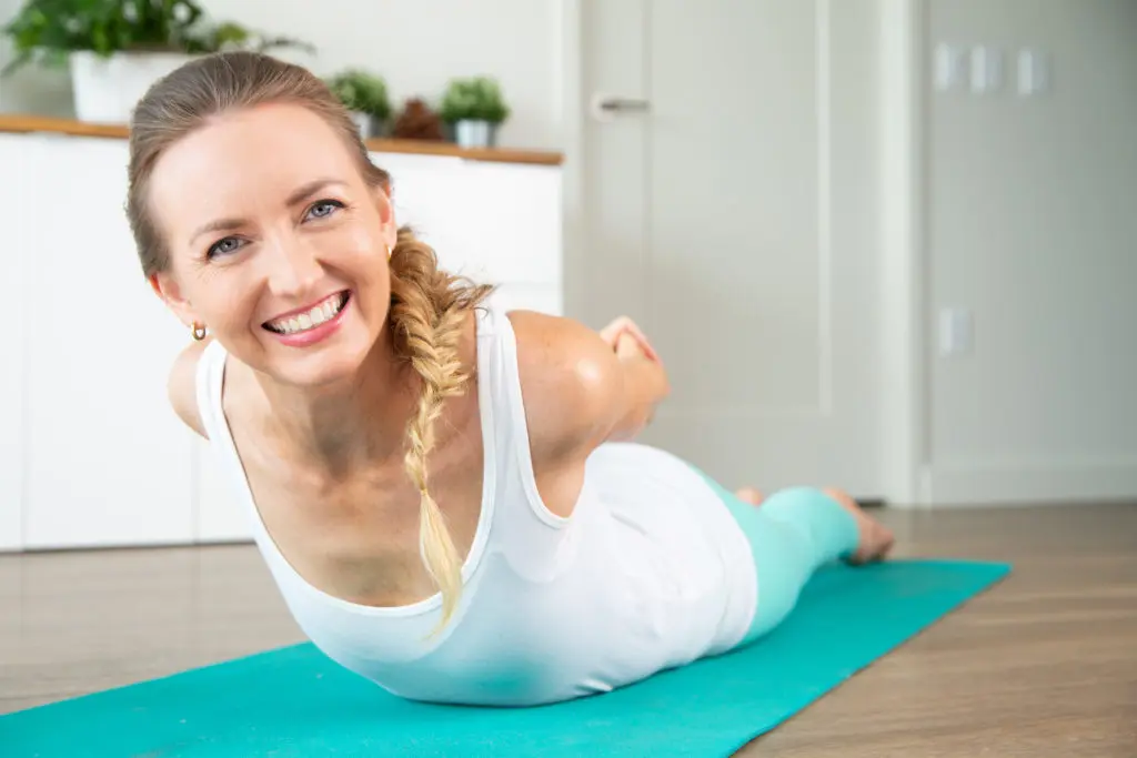 locust pose