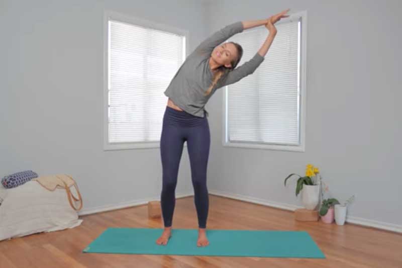 upward salute side bend pose